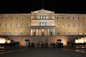 Τρεις γενιές θα ξεπληρώνουν χρέη