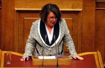 Η βουλή αθωώνει ομόφωνα εθνοπατέρες του Σύριζα για ακάλυπτες επιταγές  Διαβάστε περισσότερα: https://www.xryshaygh.com/index.php/enimerosi/view/h-boulh-athwwnei-ethnopateres-tou-suriza-gia-akaluptes-epitages#ixzz2jyZ2yKhN