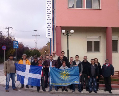 Τεράστια συμμετοχή στην αιμοδοσία της Χρυσής Αυγής παρά τις γελοίες κυβερνητικές μεθοδεύσεις  